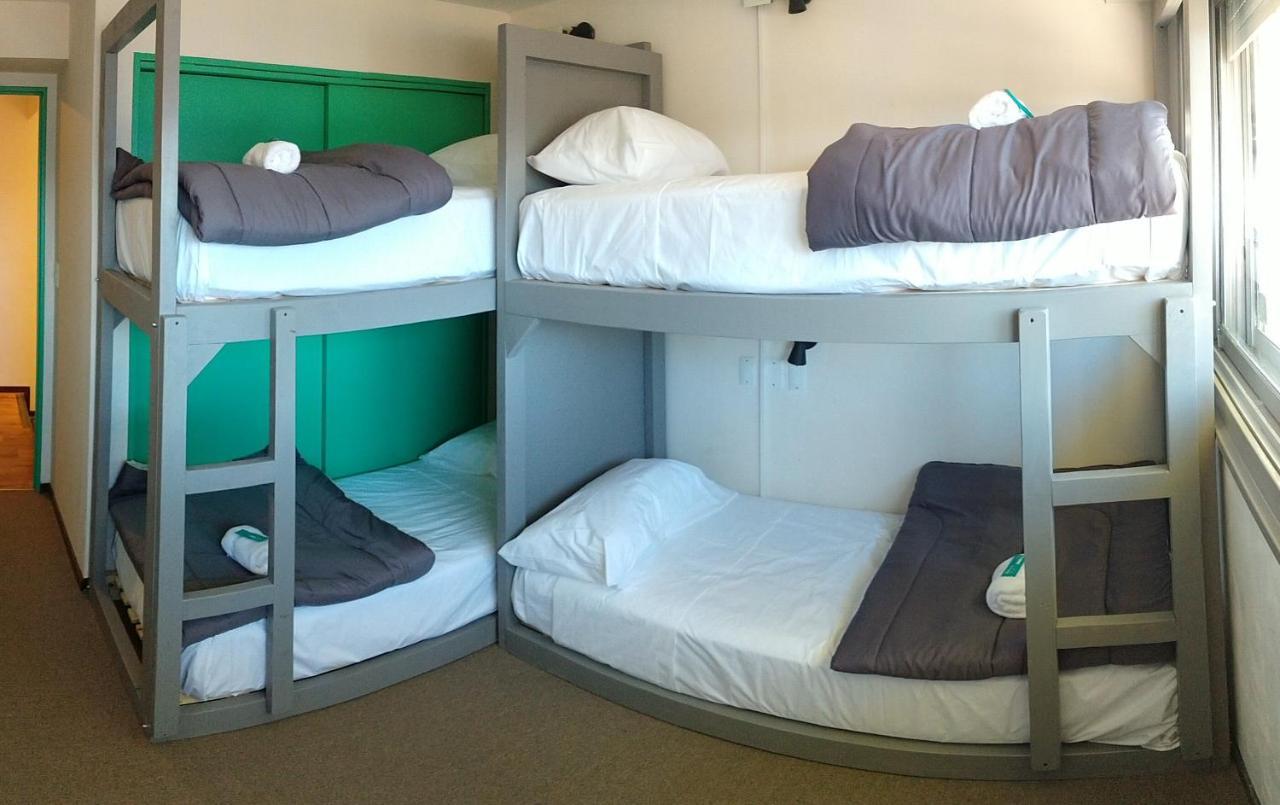 Cama en habitación compartida mixta de 4 camas